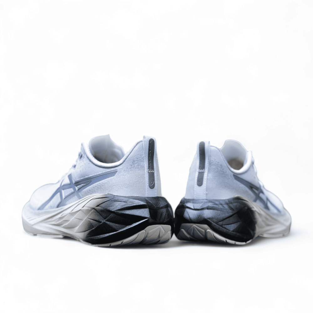 ASICS Women's NOVABLAST